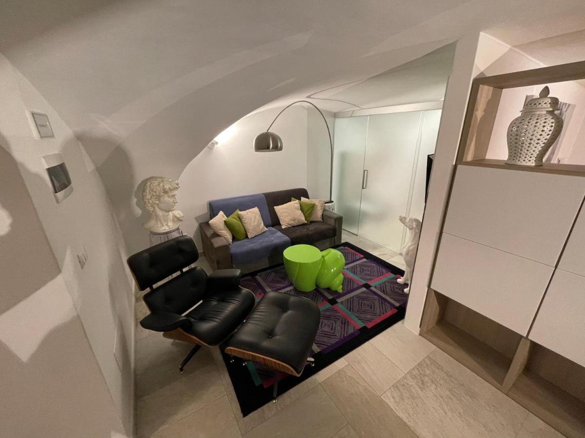 Loft “Cinema Galleria” Daire Bari Dış mekan fotoğraf