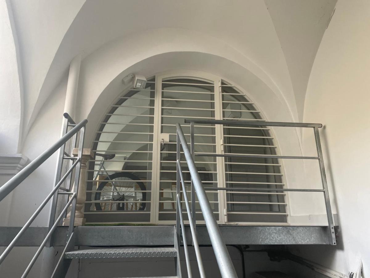 Loft “Cinema Galleria” Daire Bari Dış mekan fotoğraf